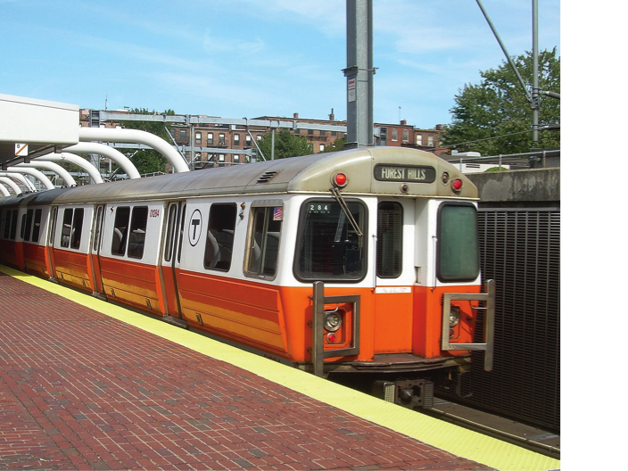 Image of Orange Line train at station